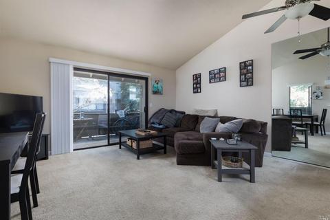 109 Nicholas Ct, Cotati, CA 94931 photo 2