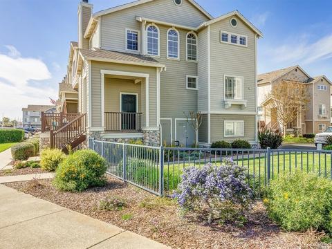 458 E St, Benicia, CA 94510 photo 2