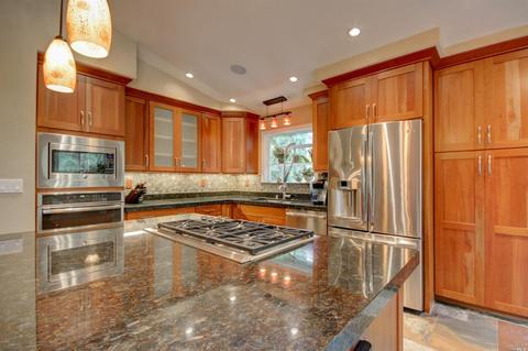 2152 Fox Glen Dr, Fairfield, CA 94534 photo 13