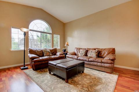2152 Fox Glen Dr, Fairfield, CA 94534 photo 6
