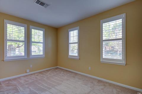 4240 Rose Arbor Way, Vallejo, CA 94591 photo 5