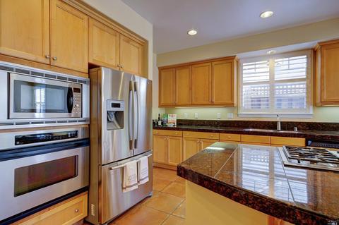 4240 Rose Arbor Way, Vallejo, CA 94591 photo 12