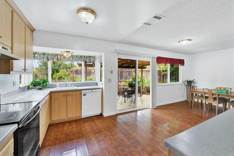 2134 Cole Ct, Fairfield, CA 94533 photo 10