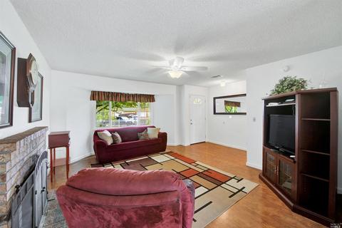 2134 Cole Ct, Fairfield, CA 94533 photo 8