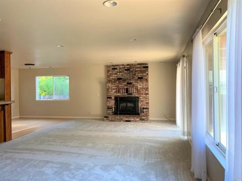 47 Meadowbrook Dr, Ukiah, CA 95482 photo 5