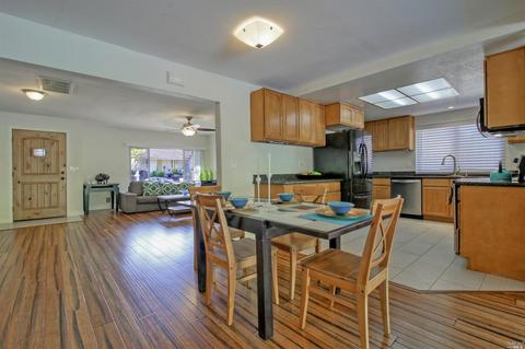 136 Newcastle Dr, Vallejo, CA 94591 photo 1