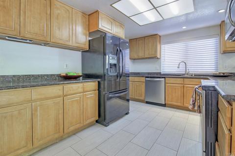 136 Newcastle Dr, Vallejo, CA 94591 photo 16