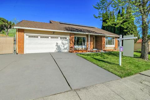 136 Newcastle Dr, Vallejo, CA 94591 photo 3