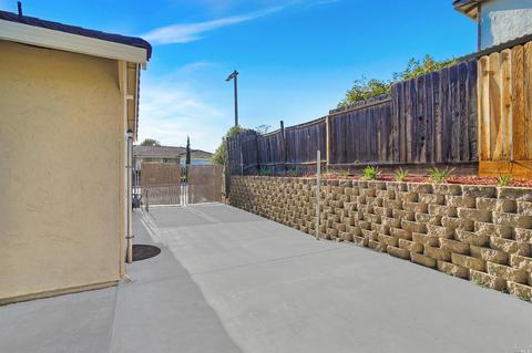 136 Newcastle Dr, Vallejo, CA 94591 photo 8