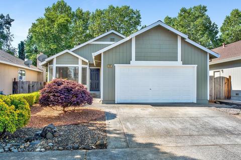 828 Bond Pl, Windsor, CA 95492 photo 1