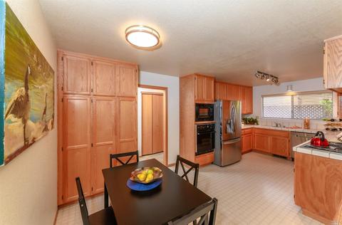 603 Gregory Cir, Sonoma, CA 95476 photo 8