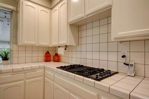 1018 Elsbree Ln, Windsor, CA 95492 photo 13