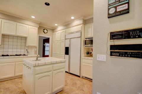 1018 Elsbree Ln, Windsor, CA 95492 photo 16