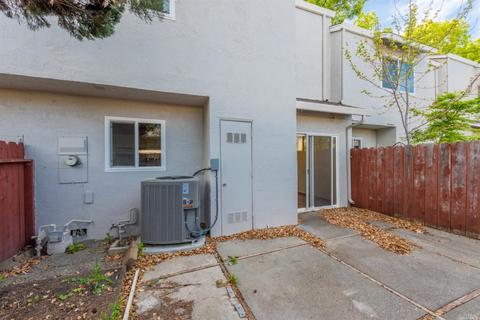 349 Eldridge Ave, Vacaville, CA 95688 photo 17