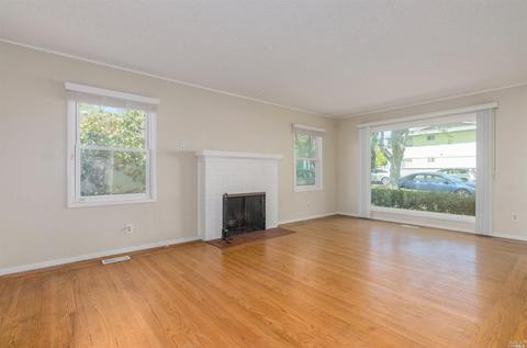 2121 Illinois St, Vallejo, CA 94590 photo 8