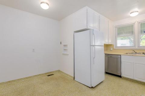 2121 Illinois St, Vallejo, CA 94590 photo 11