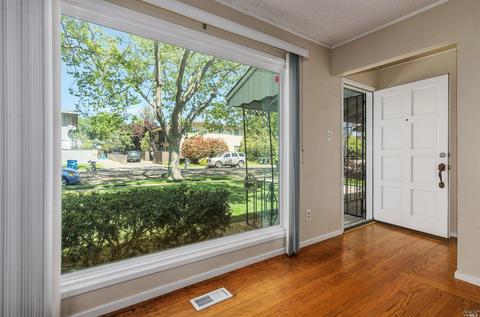 2121 Illinois St, Vallejo, CA 94590 photo 5