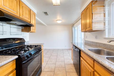 201 Main Cir, Ukiah, CA 95482 photo 5