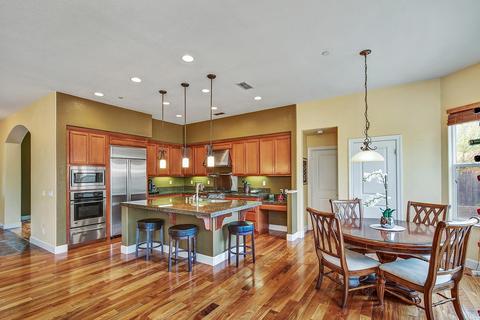 1635 Reiman Ln, Windsor, CA 95492 photo 2