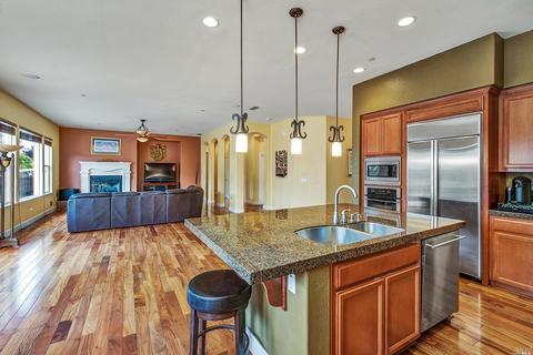 1635 Reiman Ln, Windsor, CA 95492 photo 10