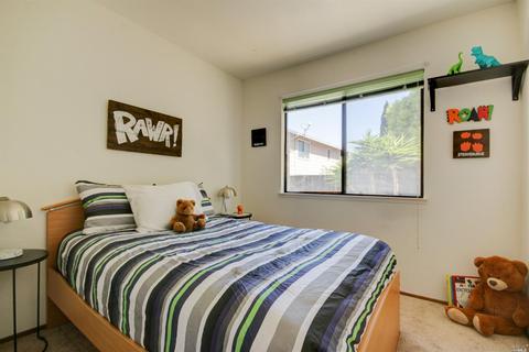 516 Topsail Dr, Vallejo, CA 94591 photo 17