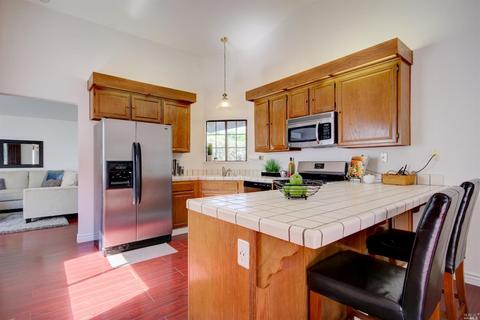 516 Topsail Dr, Vallejo, CA 94591 photo 10