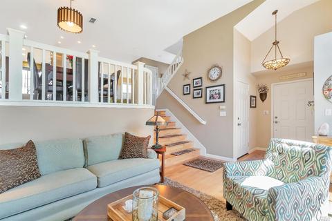 246 E St, Benicia, CA 94510 photo 10