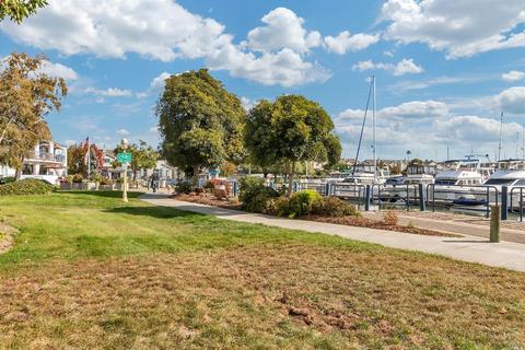 246 E St, Benicia, CA 94510 photo 35