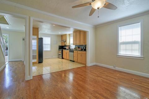68 Parrott St, Vallejo, CA 94590 photo 9