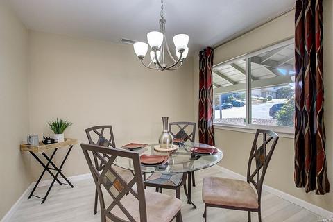 319 Whitecliff Dr, Vallejo, CA 94589 photo 6