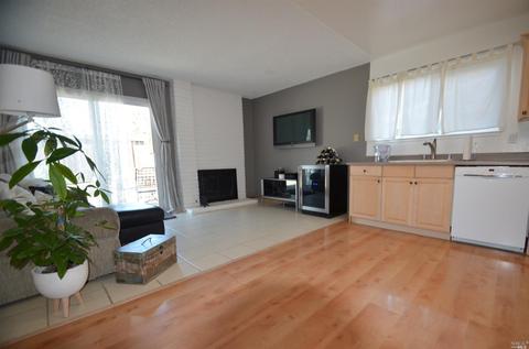 451 Ebbetts Pass Rd, Vallejo, CA 94589 photo 10
