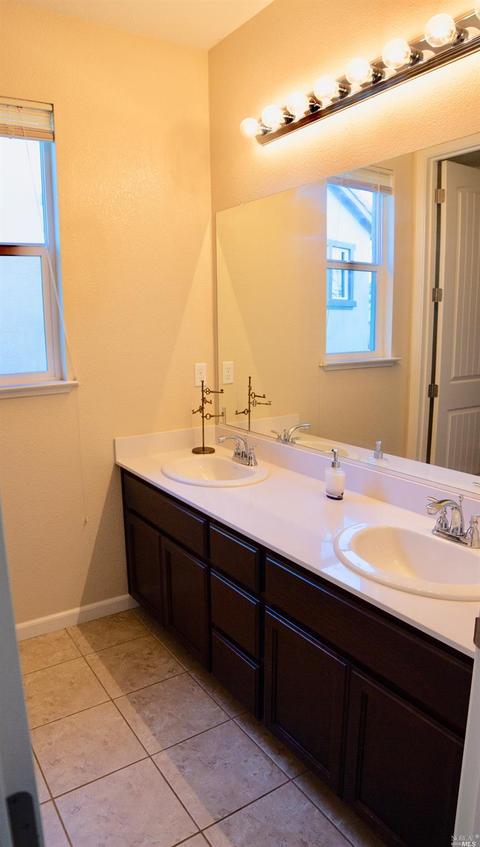 1367 Encore Dr, Fairfield, CA 94534 photo 12