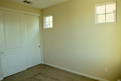 1367 Encore Dr, Fairfield, CA 94534 photo 9