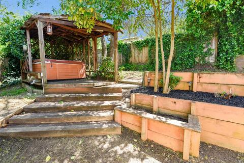 256 Mountain View Ave, Vallejo, CA 94590 photo 25