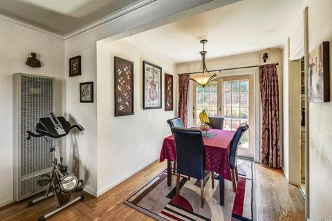 256 Mountain View Ave, Vallejo, CA 94590 photo 7