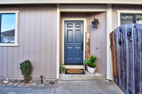 542 Eldridge Ave, Vacaville, CA 95688 photo 3