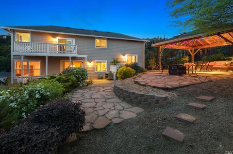 574 Hillside Dr, Cloverdale, CA 95425 photo 1