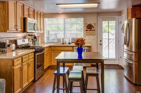 609 Daniels Ave, Vallejo, CA 94590 photo 1