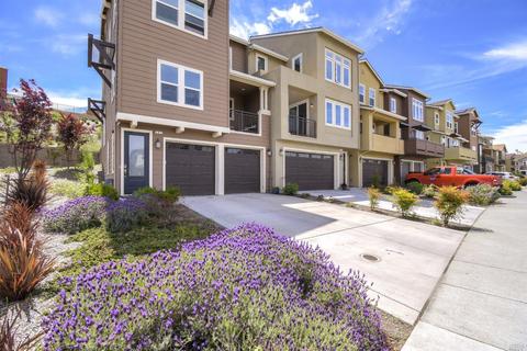 503 Jade St, Petaluma, CA 94952 photo 2