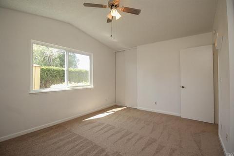 935 Matthew Ct, Fairfield, CA 94533 photo 28