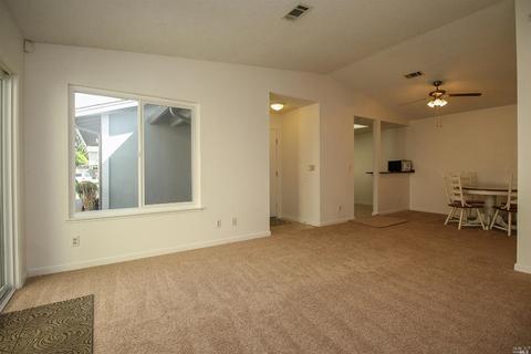 935 Matthew Ct, Fairfield, CA 94533 photo 10