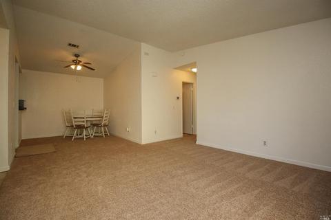 935 Matthew Ct, Fairfield, CA 94533 photo 11