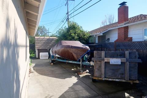 211 Mesa Verde St, Vallejo, CA 94589 photo 8