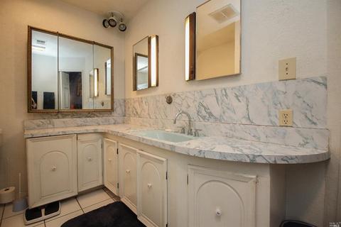 Undisclosed, Fairfield, CA 94533 photo 42