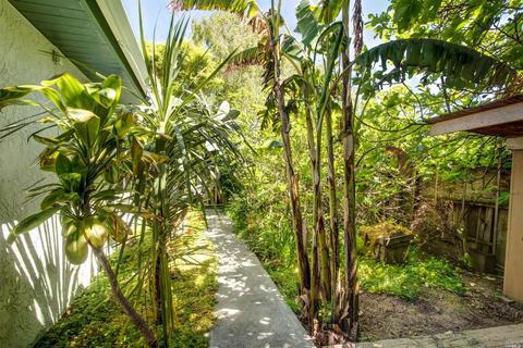 203 Del Sur St, Vallejo, CA 94591 photo 5