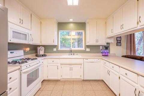 28131 Poppy Dr, Willits, CA 95490 photo 5