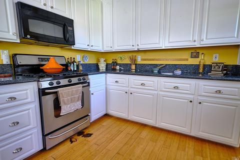 1704 Napa St, Vallejo, CA 94590 photo 9