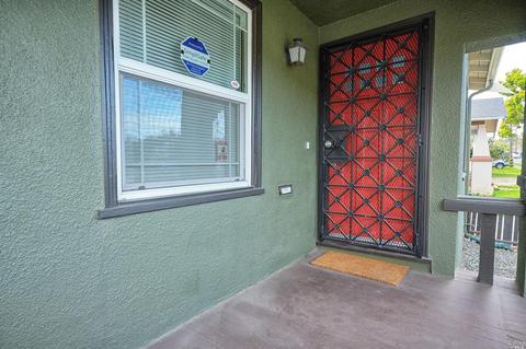 1704 Napa St, Vallejo, CA 94590 photo 3
