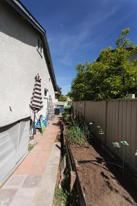 107 Spring Ct, Cloverdale, CA 95425 photo 32