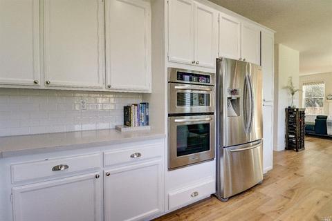 47 Aaron Dr, Novato, CA 94949 photo 10